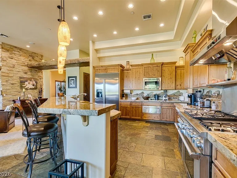549 Regents Gate Dr — Photo 28