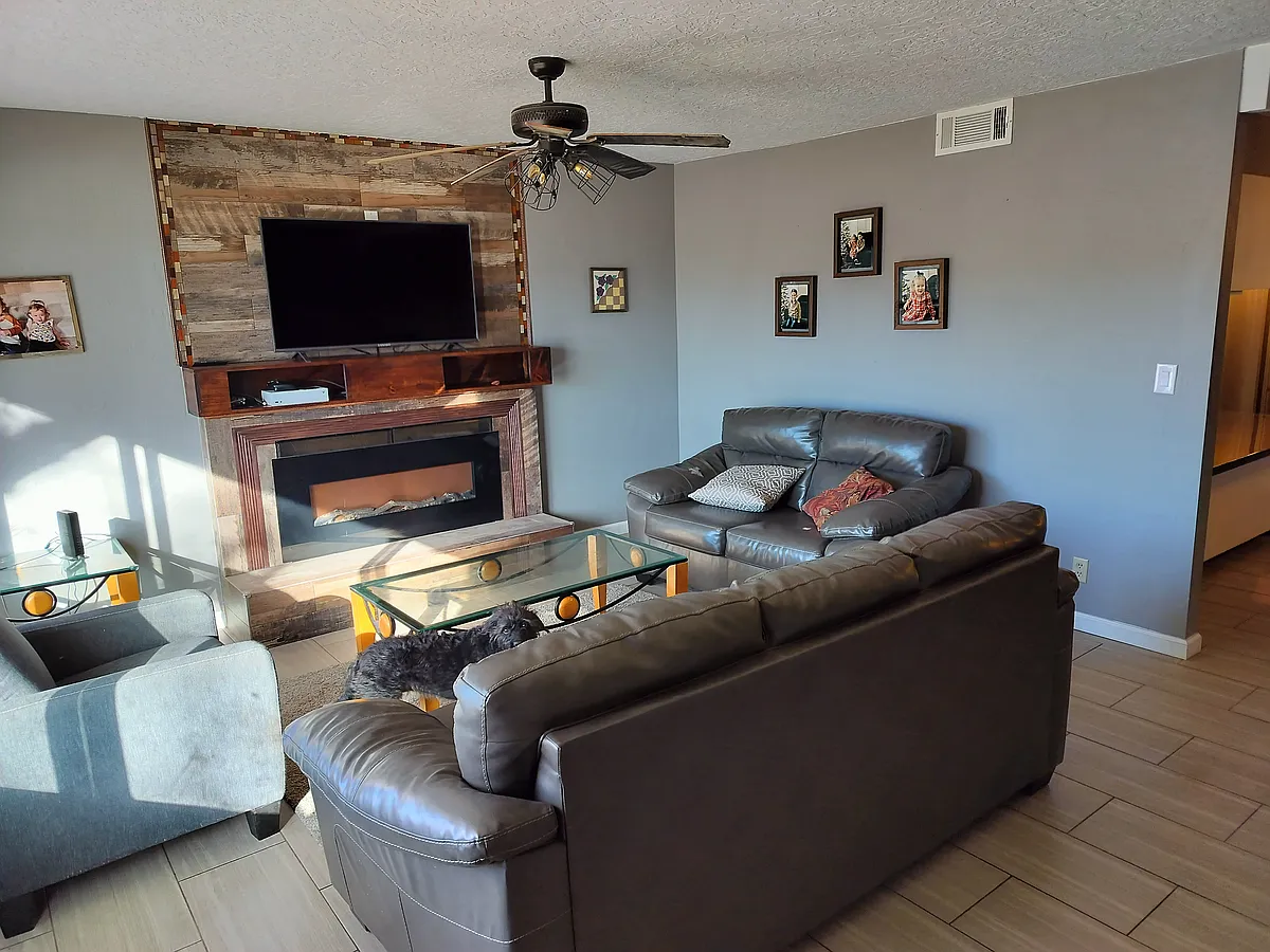 Building Photo - 351 S 400 E #3