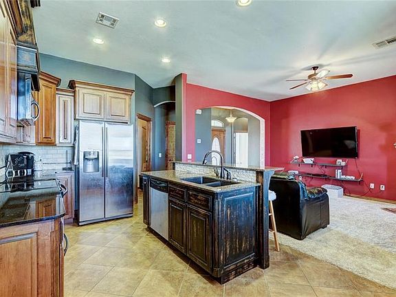 4th image of 7605 Harold Dr