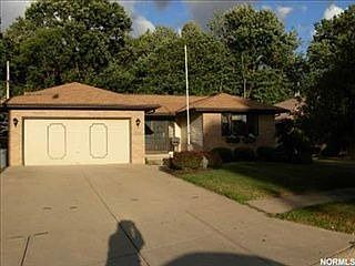 5th image of 4833 Autumn Ln