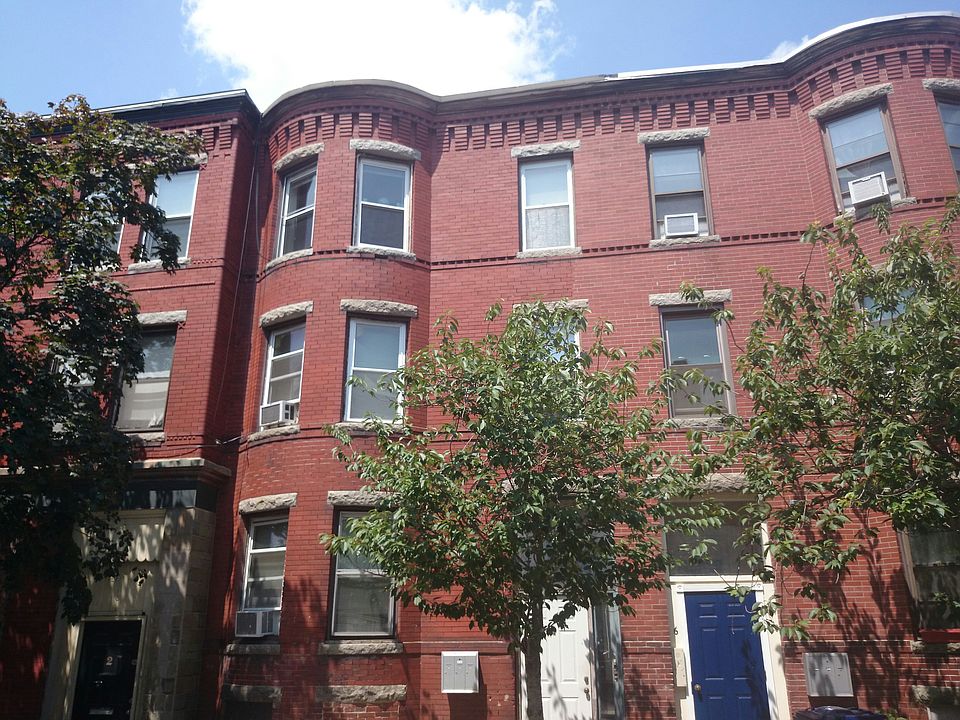 2nd image of 4 Saxton St
