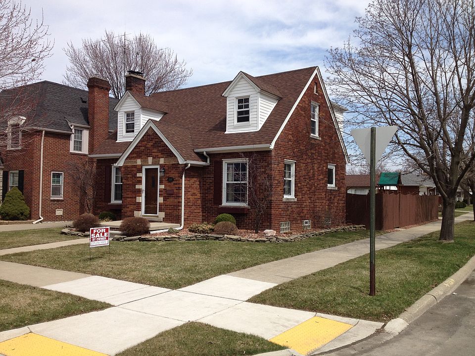 1st image of 2109 22nd St