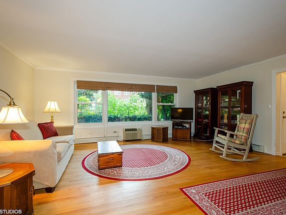2nd image of 2525 W Fitch Ave APT 1N