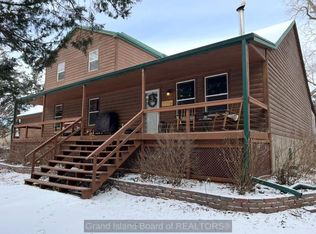 56 Jansen Cir, Saint Paul, NE 68873