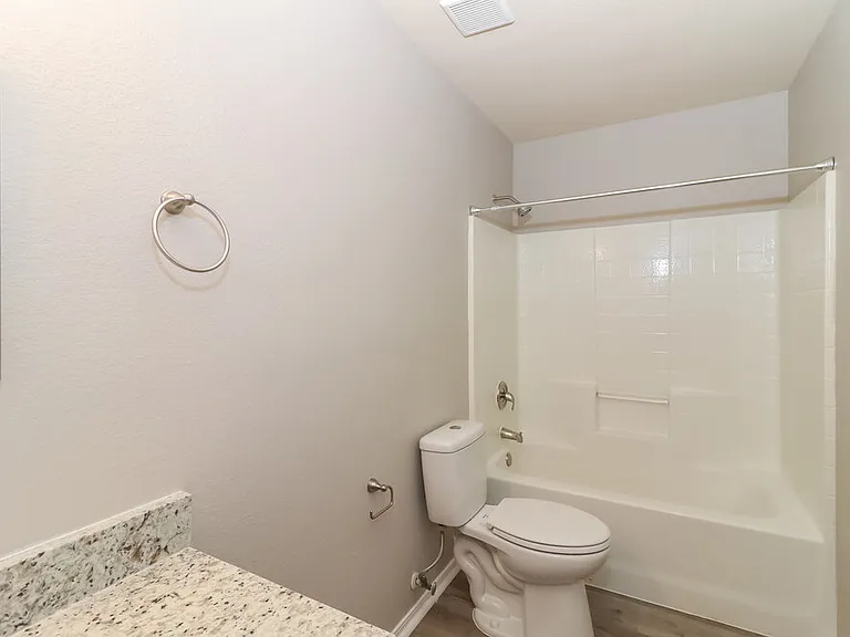 3951 Fox Run Dr — Photo 16