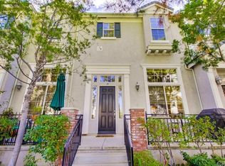23423 Waterway Ln UNIT 18, Santa Clarita, CA 91355