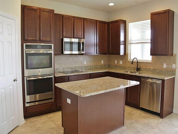 4th image of 1105 White Water Bay Dr