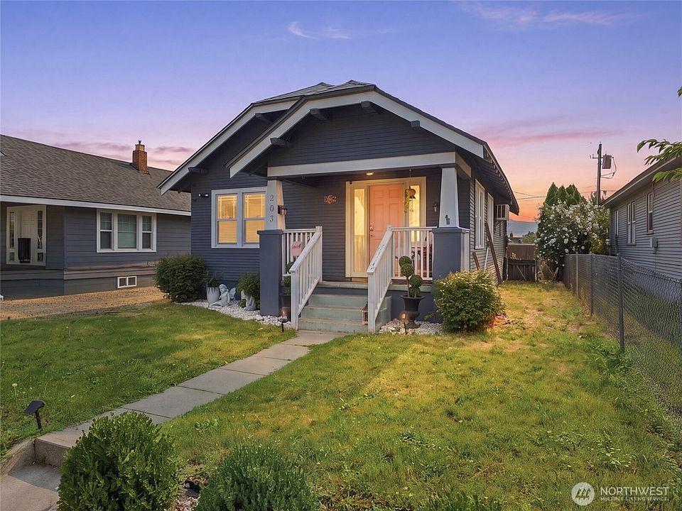 1st image of 203 N Emerson Avenue