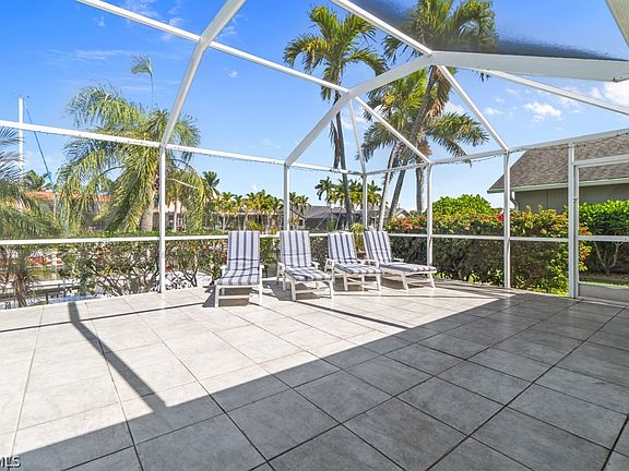 5th image of 1429 SW 50th St
