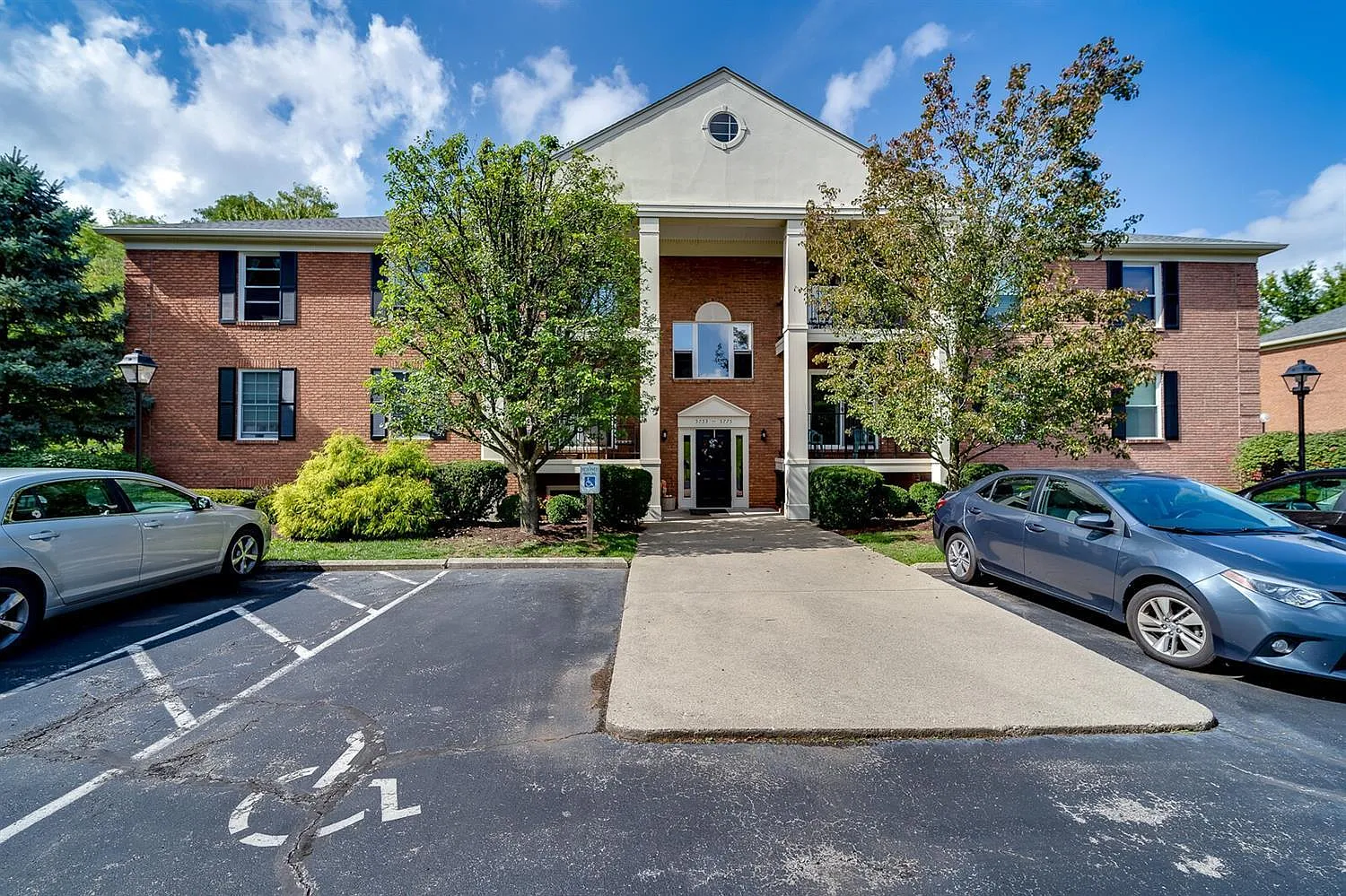 5773 Hanley Close #147 photo 1