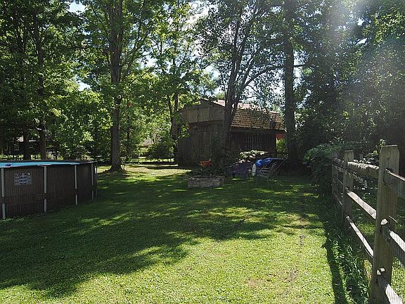 3rd image of 3731 Sagebrush Ln