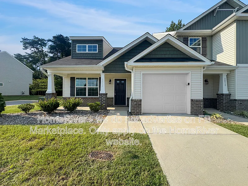 3 bed, 2.5 bath, 1745 sqft, $1,965 — Photo 1