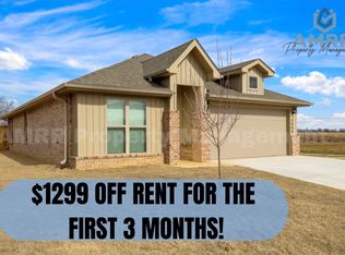 1008 SW Shirley, Bentonville, AR 72712