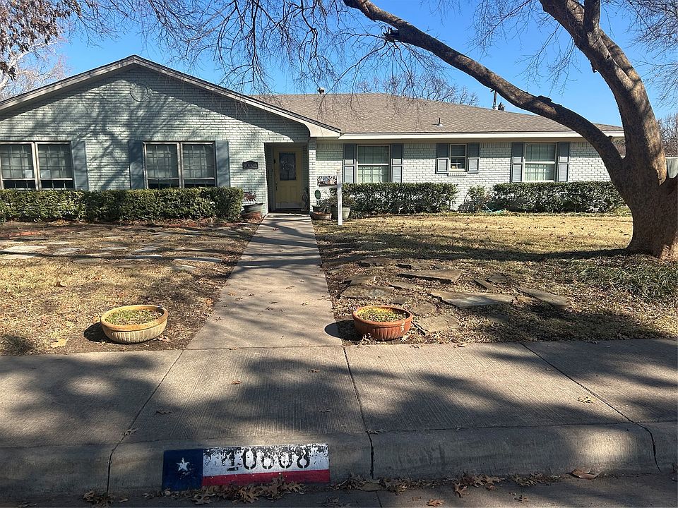 1st image of 10608 Royal Club Ln
