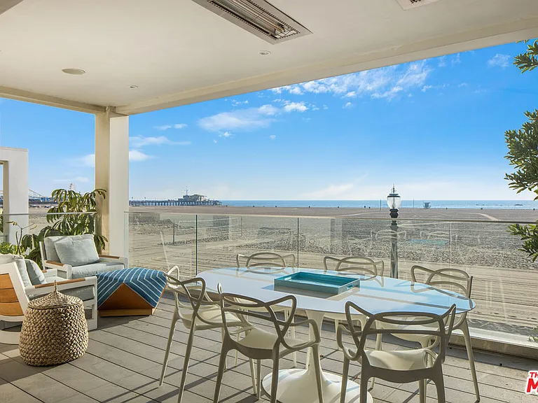 1347 Palisades Beach Rd — Photo 18