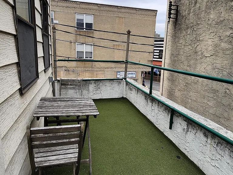 1325 McKean St #2 — Photo 9