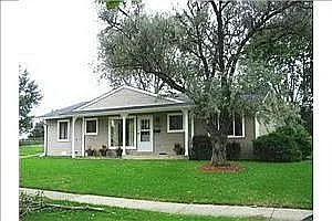 1042 Carpenter Ct photo 1