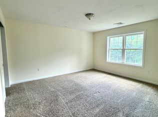 5 Rogers Way #103, Lunenburg, MA 01462