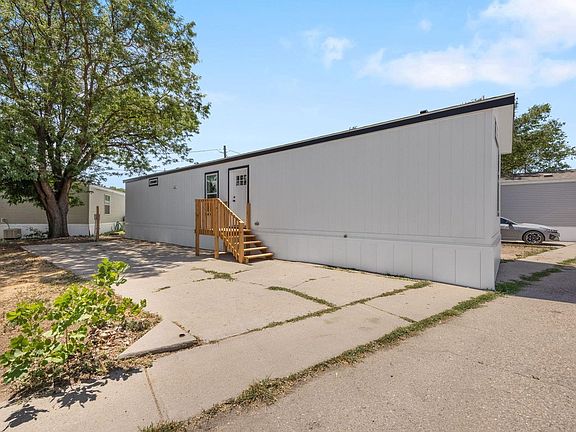 2nd image of 830 First St #25