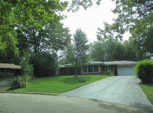 2111 Delcy Ct, Rockford, IL 61107