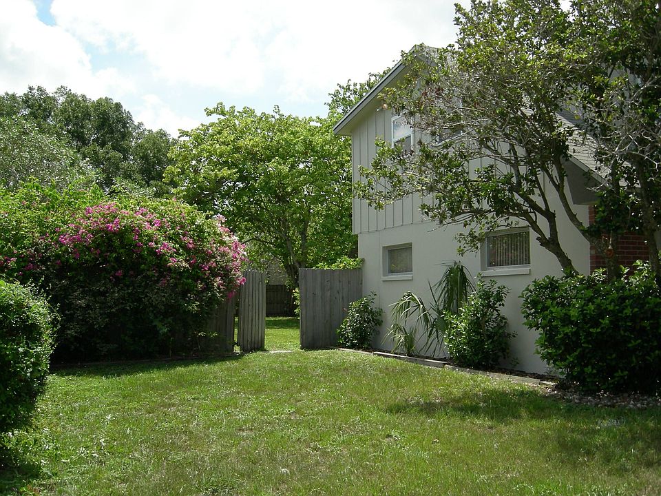 2nd image of 8663 94th St