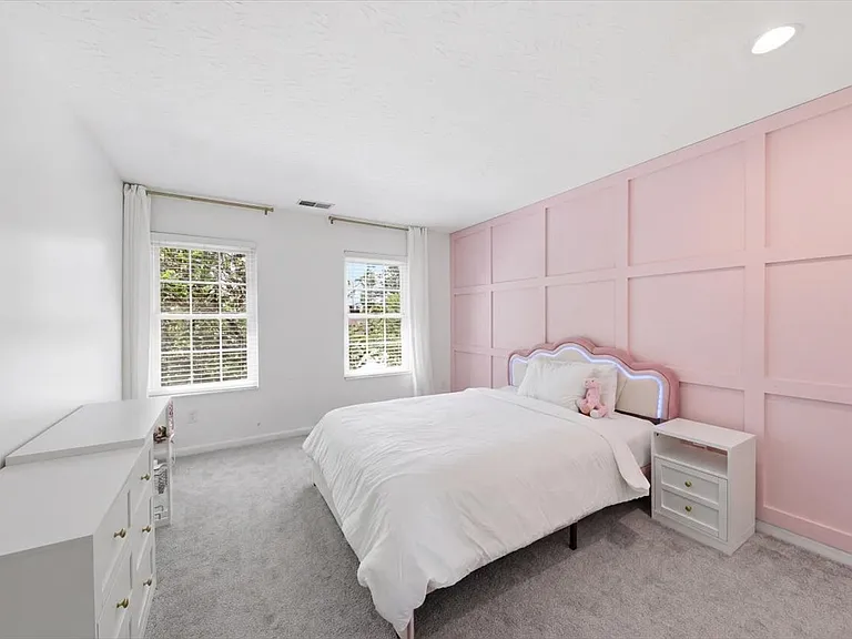 5920 Thornberry Ct — Photo 41