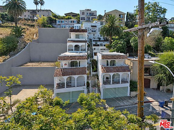 2nd image of 722 Echo Park Ave