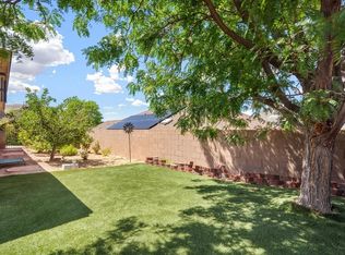 10120 Loveland Dr NW, Albuquerque, NM 87114