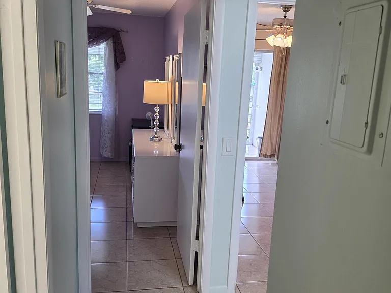 15 Markham Cres #A — Photo 10
