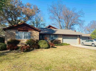 110 Jacob St, Wolf Lake, IL 62998