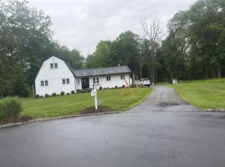 64 Phyldan Rd, East Hanover, NJ 07936