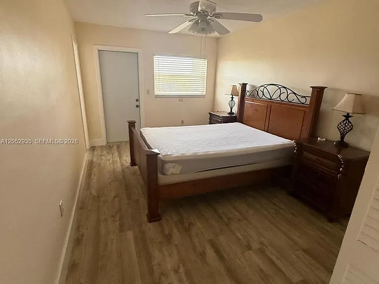 1747 Rodman St #305 — Photo 5
