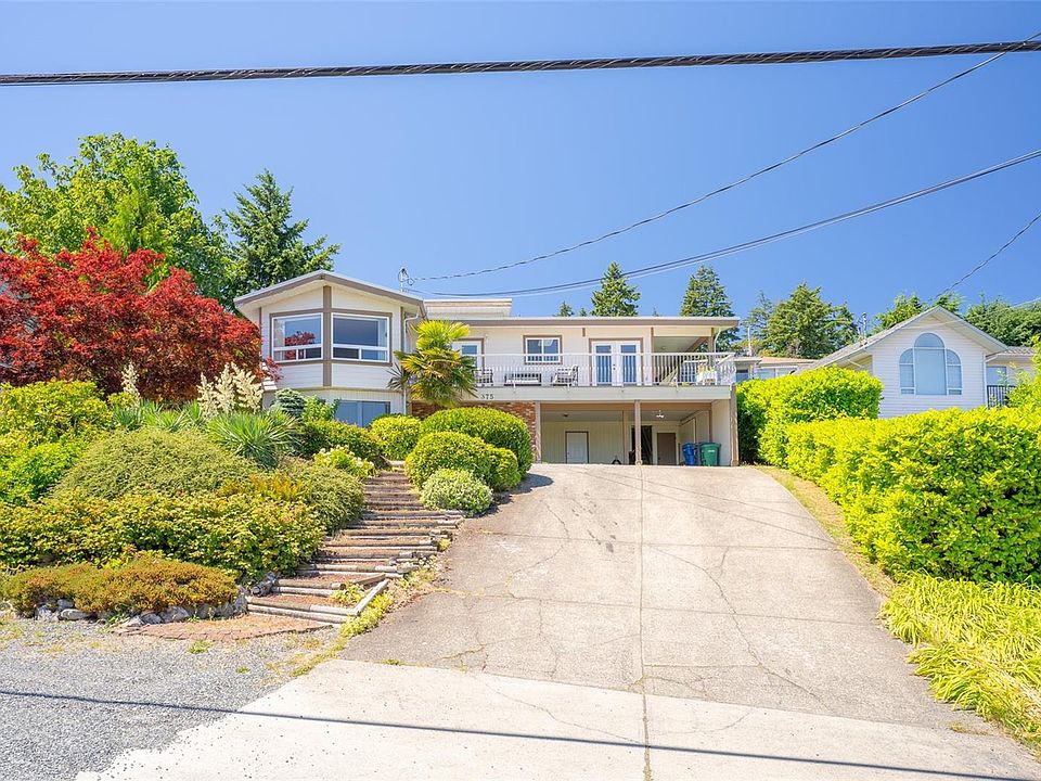 1st image of 375 Cariboo Dr
