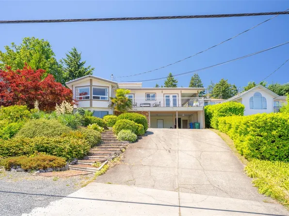 375 Cariboo Dr, Nanaimo, BC V9R 7E1