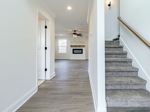 3rd image of 1681 Heritage Dr Lot 40