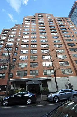 Sold by Corcoran | media 16