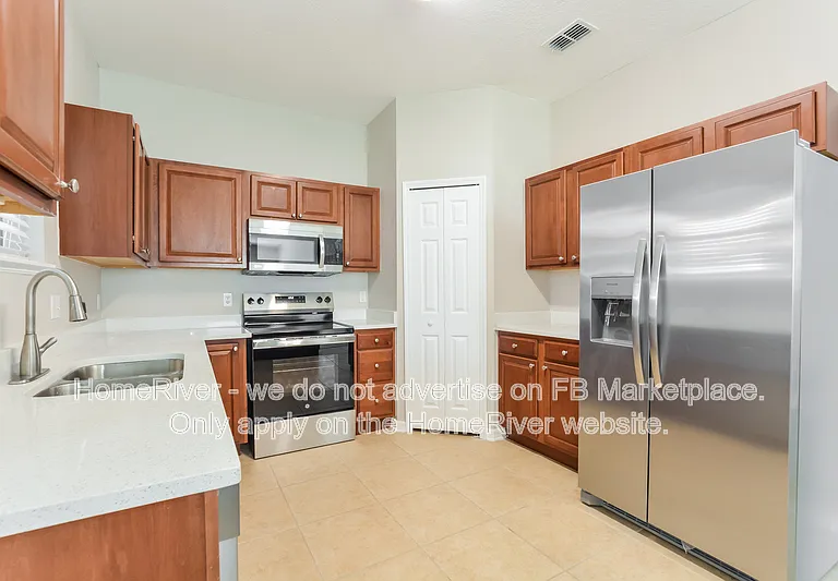 1801 Hoofprint Ct — Photo 8
