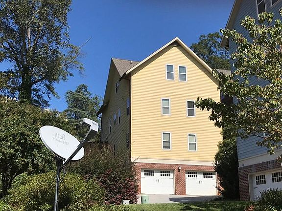 3rd image of 204 E Park Ave Unit 403