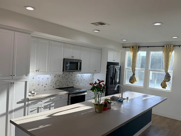 Kitchen 1