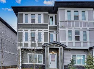 178 W Belmont St SW, Calgary, AB T2X5C4