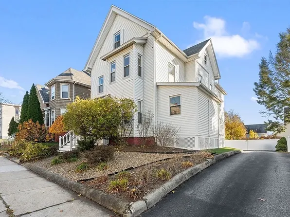 100 Medford St #1, Malden, MA 02148