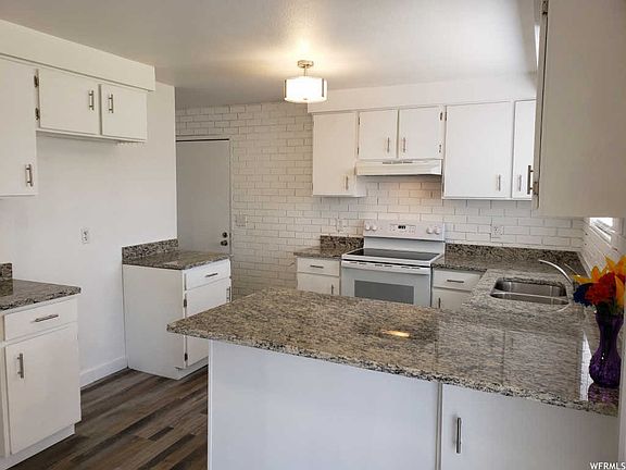 5th image of 4046 S Burningham Dr