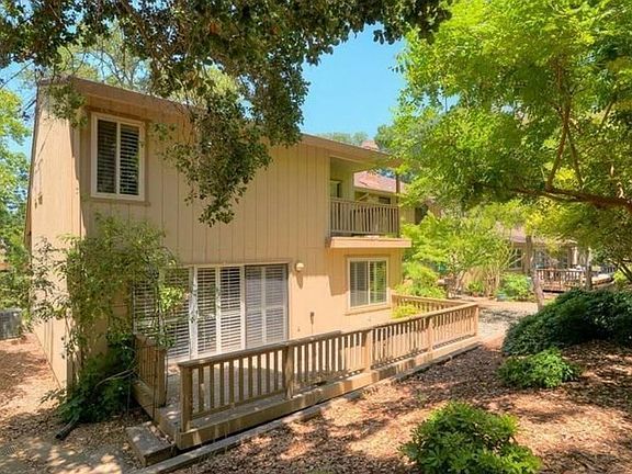 3rd image of 6914 Monticello Ct