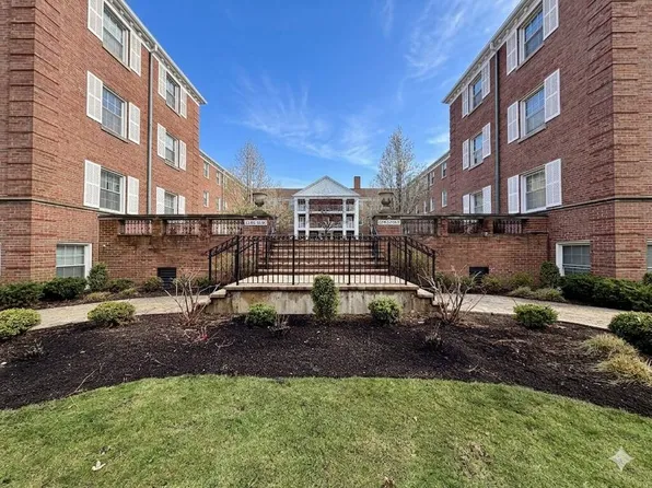 2242 Sherman Ave APT 2, Evanston, IL 60201