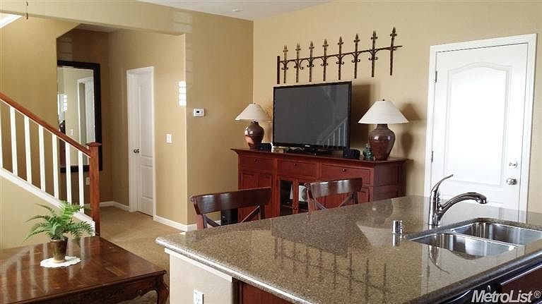 1st image of 175 Talmont Cir #175