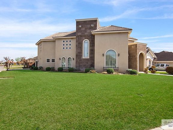 5th image of 719 Pine Falls Dr
