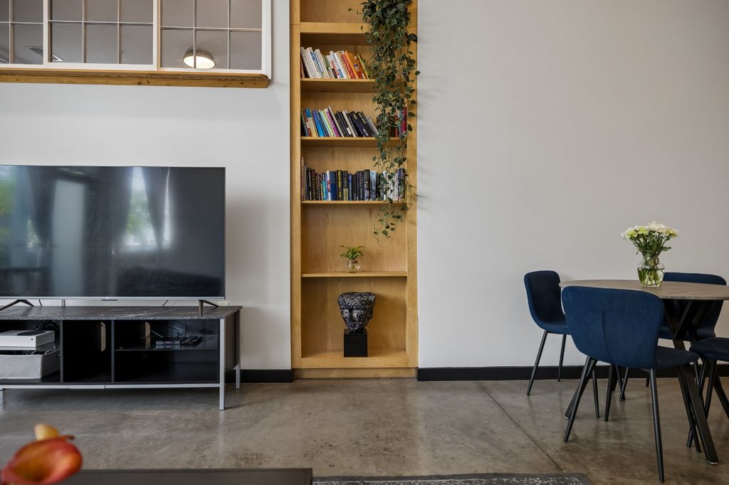 926 Woodland St Unit 105, Nashville, TN - More