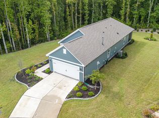 8220 White Star Dr, Fuquay Varina, NC 27526