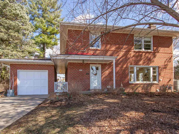 1008 Victoria St, Dubuque, IA 52003