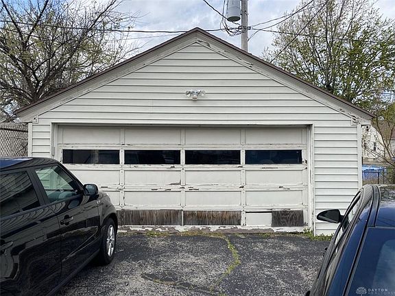 2nd image of 3713 Wayne Ave